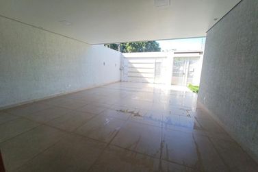 Casa &agrave; venda - 265m&sup2; - Zona III