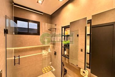 Casa &agrave; venda - 257m&sup2; - Parque Residencial Interlagos