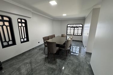 Casa &agrave; venda - 560m&sup2; - Zona II