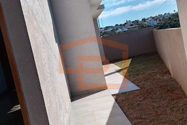 Casa &agrave; venda - 132m&sup2; - Jardim Azal&eacute;ia