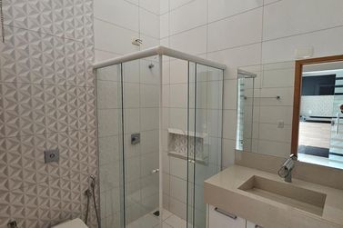 Casa &agrave; venda - 150m&sup2; - Jardim Santa Clara