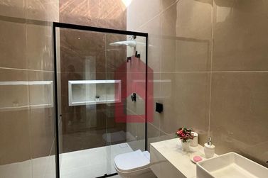 Casa &agrave; venda - 244m&sup2; - Jardim Global
