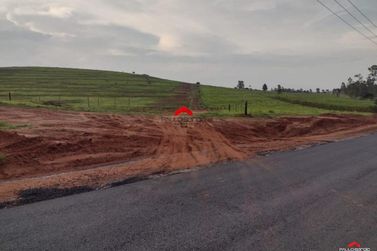 Ch&aacute;cara &agrave; venda - 20m&sup2; - Sa&iacute;da para Serra dos Dourados