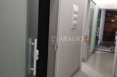 Casa &agrave; venda - 130m&sup2; - Jardim Caravelle