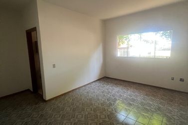 Casa para alugar - 80m&sup2; - Zona VII