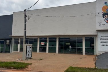 Sal&atilde;o Comercial para alugar - 500m&sup2; - Conjunto Habitacional Sonho Meu