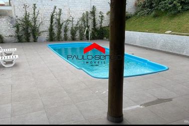Ch&aacute;cara &agrave; venda - 270m&sup2; - Centro