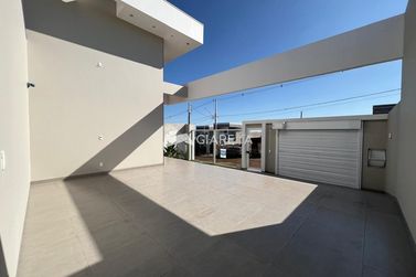 Casa &agrave; venda - 200m&sup2; - VILA BECKER