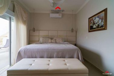 Sobrado &agrave; venda - 225m&sup2; - Jardim Petr&oacute;polis