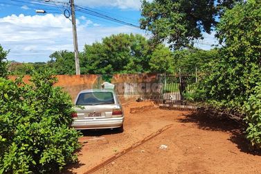 Terreno &agrave; venda - 360m&sup2; - Parque Dom Pedro I