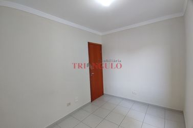 Apartamento para alugar - 61m&sup2; - PARQUE PORTUGAL