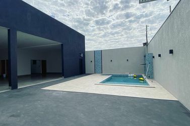 Ch&aacute;cara &agrave; venda - 280m&sup2; - Parque Colina Verde