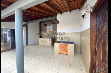 Casa &agrave; venda - 142m&sup2; - Jardim Imperial 2