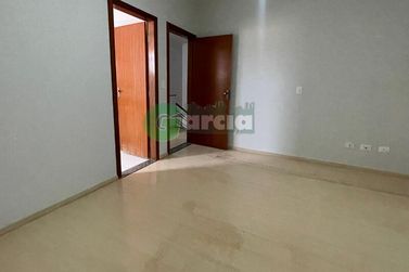 Sobrado para alugar - Zona II