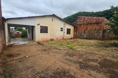 Casa &agrave; venda - 68m&sup2; - CONJUNTO RESIDENCIAL CORREGO LONGE