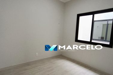 Casa &agrave; venda - 184m&sup2; - Jardim Cima