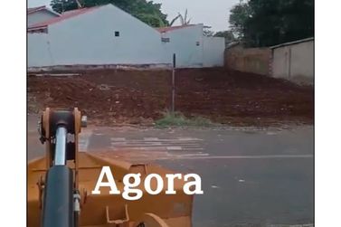 Terreno &agrave; venda - 325m&sup2; - ZONA V