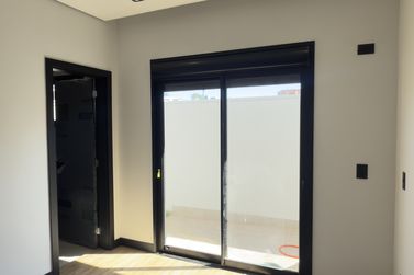 Casa &agrave; venda - 150m&sup2; - Paysage Unique Condom&iacute;nio