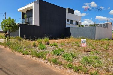 Terreno &agrave; venda - 192m&sup2; - Jardim Trianon