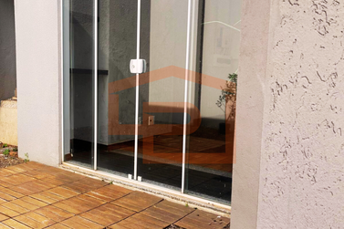 Sala Comercial para alugar - 90m&sup2; - Parque Danielle