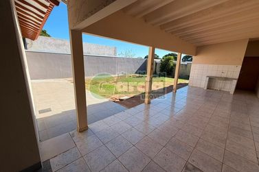 Casa &agrave; venda - 182m&sup2; - Zona V