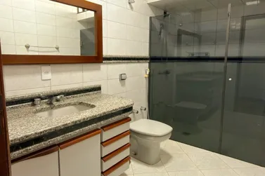 Sobrado &agrave; venda - 376m&sup2; - Zona I