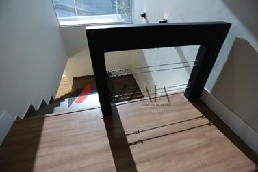 Sobrado &agrave; venda - 242m&sup2; - Zona II