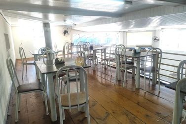 Sala Comercial &agrave; venda - 200m&sup2; - Centro