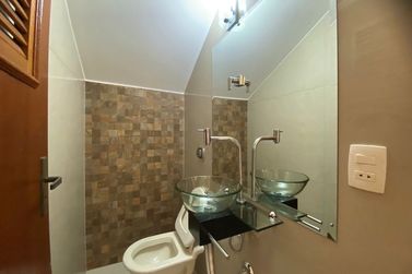 Casa &agrave; venda - 250m&sup2; - Zona II