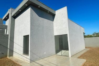 Casa &agrave; venda - 183m&sup2; - 