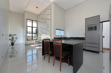Casa &agrave; venda - 111m&sup2; - JARDIM GISELA