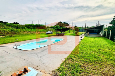 Ch&aacute;cara &agrave; venda - 4000m&sup2; - &Aacute;rea Rural