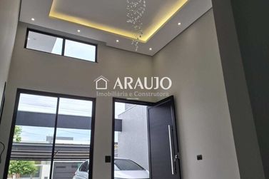 Casa &agrave; venda - 128m&sup2; - Jardim Cima