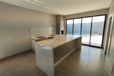 Casa &agrave; venda - 135m&sup2; - PARQUE RESIDENCIAL INTERLAGOS II