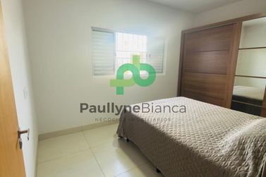 Casa &agrave; venda - 83m&sup2; - Portugu&ecirc;s