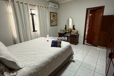 Casa &agrave; venda - 213m&sup2; - Jardim Primavera