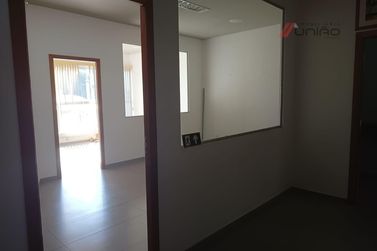 Sal&atilde;o Comercial para alugar - 336m&sup2; - Centro