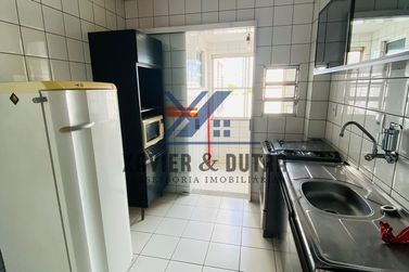 Apartamento &agrave; venda - 80m&sup2; - Zona III - Edif&iacute;cio California