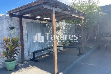 Casa &agrave; venda - 100m&sup2; - Parque Tarum&atilde;