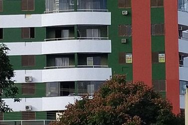 Apartamento &agrave; venda - 75m&sup2; - EDIF&Iacute;CIO BURLE MARX, AV. PARAN&Aacute;. ZONA 3