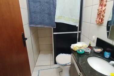 Casa &agrave; venda - 100m&sup2; - Zona VI