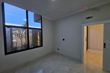 Casa &agrave; venda - 77m&sup2; - Jardim Estancia II