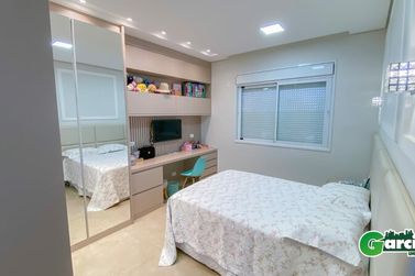 Casa &agrave; venda - 315m&sup2; - RESID. ROYAL GARDEN