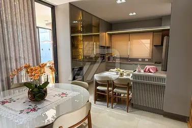 Casa &agrave; venda - 261m&sup2; - Mont Blanc Residence