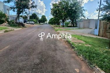 Terreno &agrave; venda - 250m&sup2; - Santa Felicidade