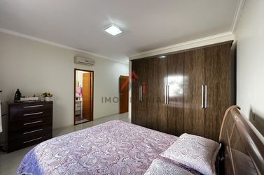 Casa &agrave; venda - 314m&sup2; - Zona III