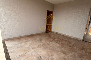 Casa &agrave; venda - 132m&sup2; - Jardim Azal&eacute;ia