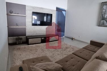 Casa &agrave; venda - 233m&sup2; - Jardim Tamoio
