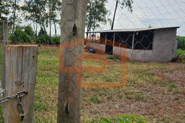Ch&aacute;cara &agrave; venda - 21000m&sup2; - Zona Rural