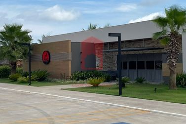 Terreno &agrave; venda - 373m&sup2; - Centro